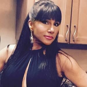 Meet your Posher, Hillary